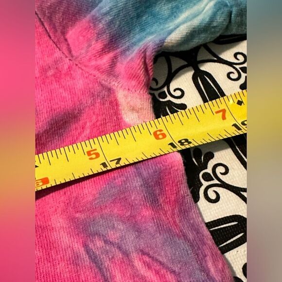 Be Kind - Women’s neon tie dyed Be Kind short sleeve t-shirt - Picture 6 of 7